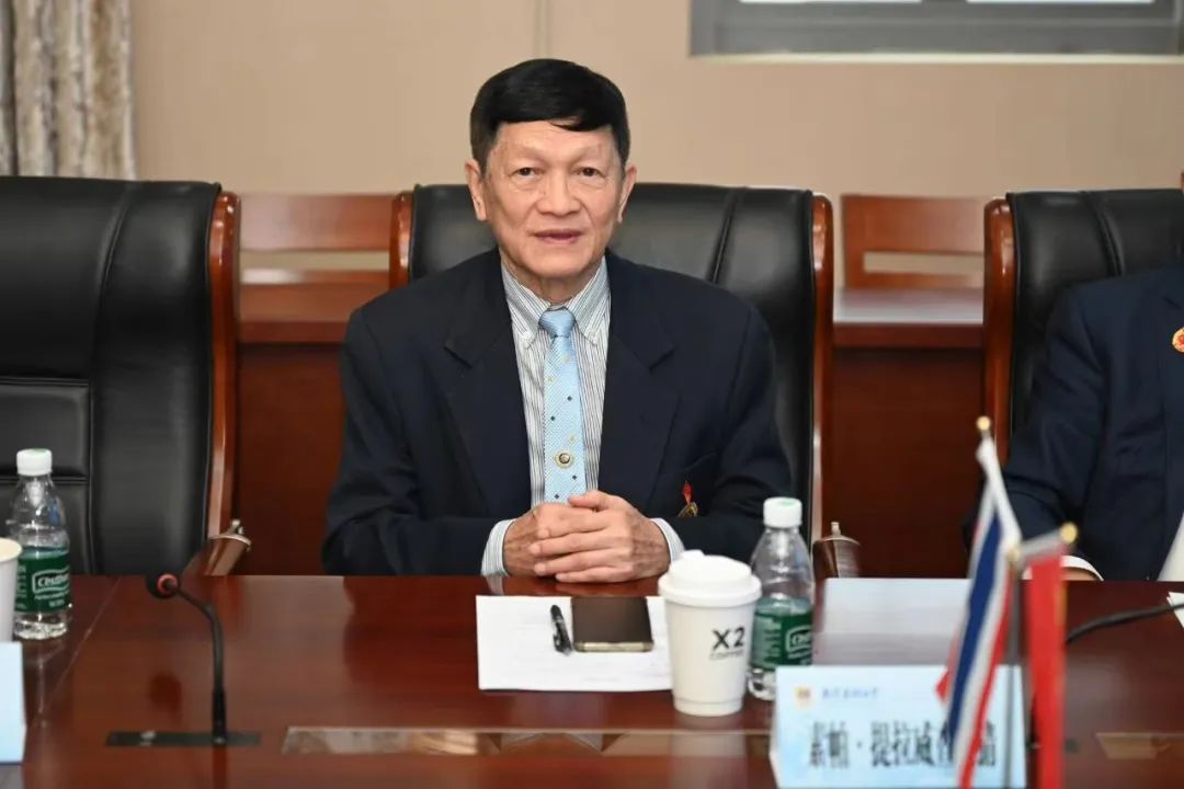 泰国格乐大学代表团访问南京医科大学，共商合作新篇章
